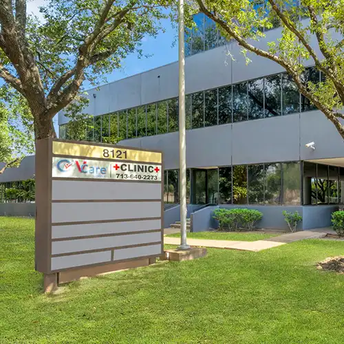 houston-broadway-clinic-image